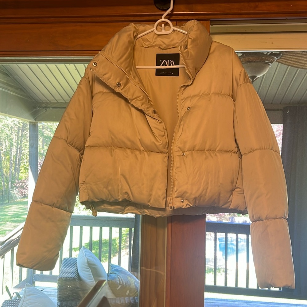 NWOT Zara Puffer jacket